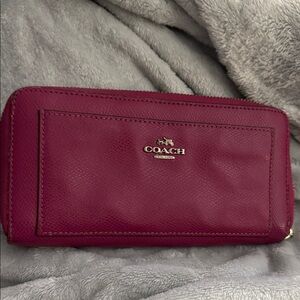 Coach Women's Magenta Wallet